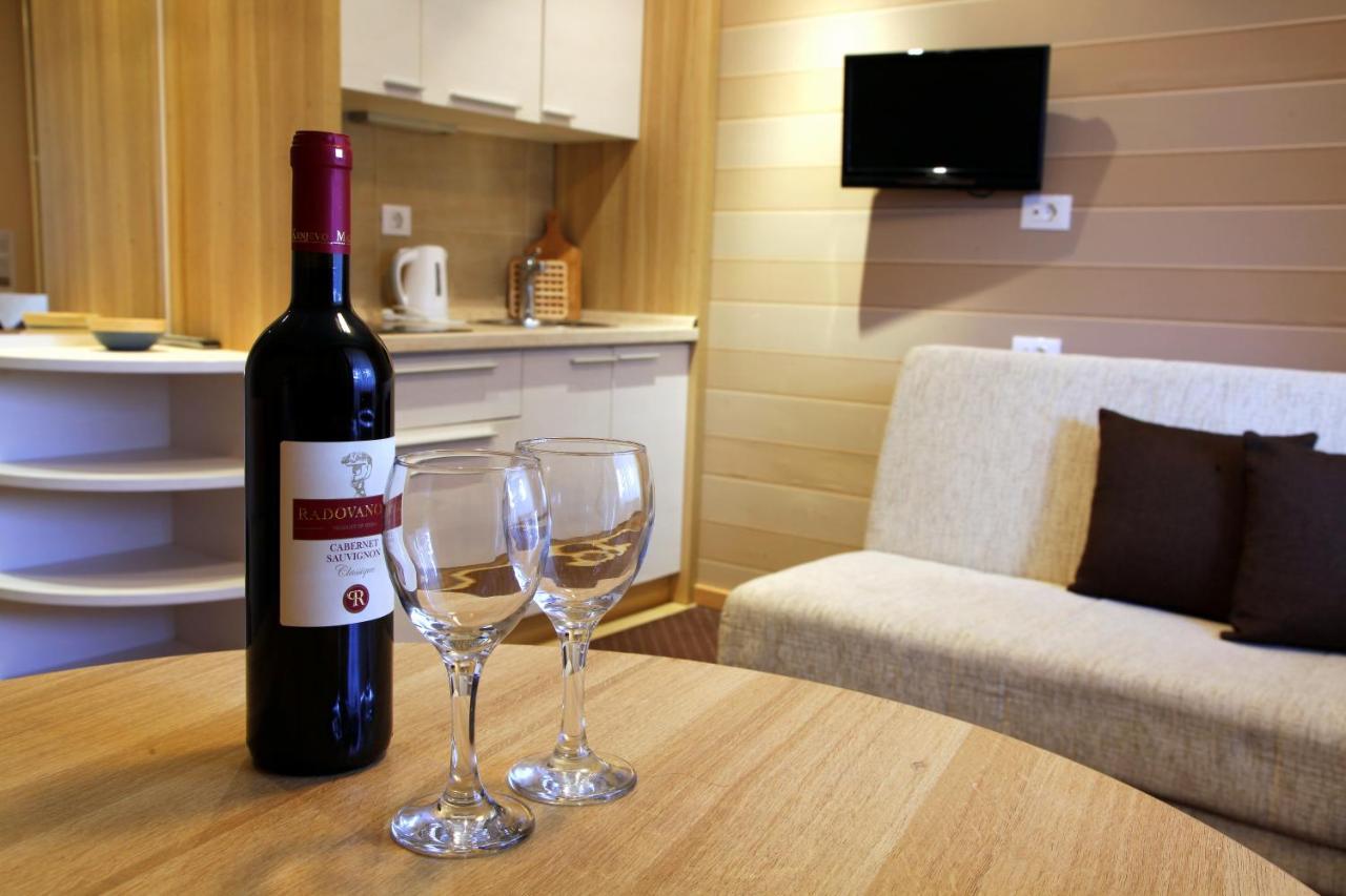 Apartment Suncani Vrhovi コパオニク エクステリア 写真
